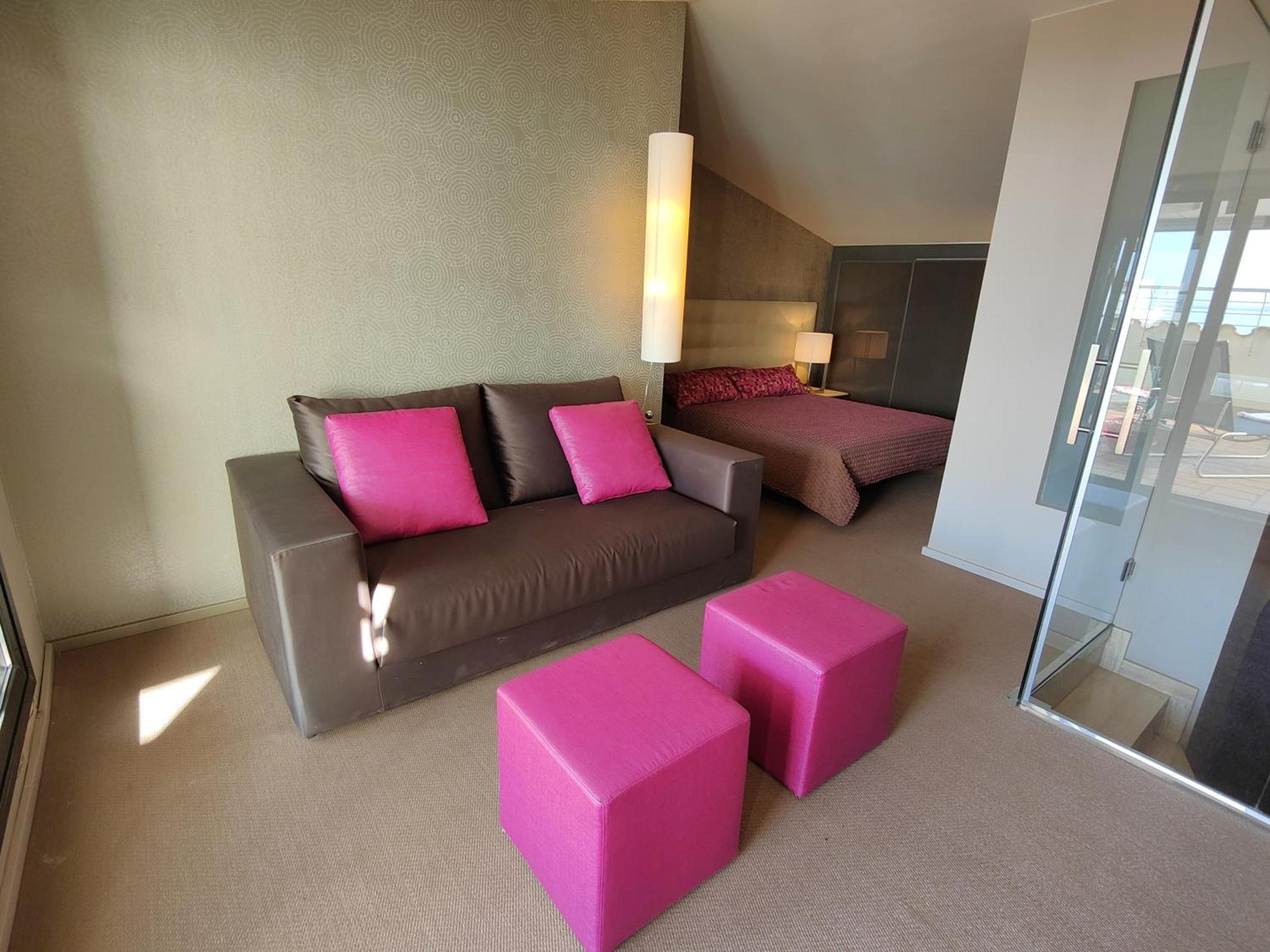 Apartment Global Immo 4082 Milleni Duplex Roses